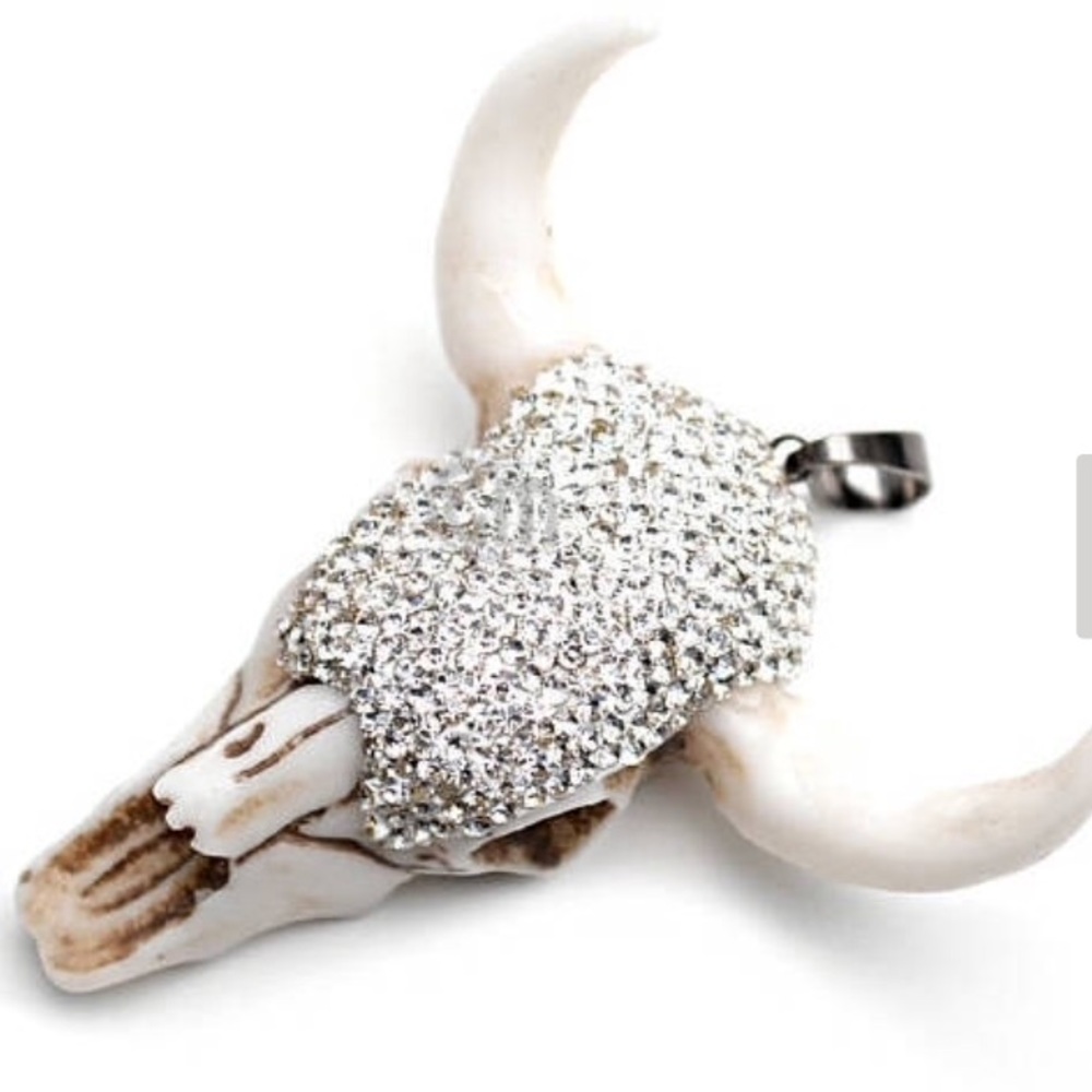 •pave stone cattle head pendant• - Picture 4 of 4