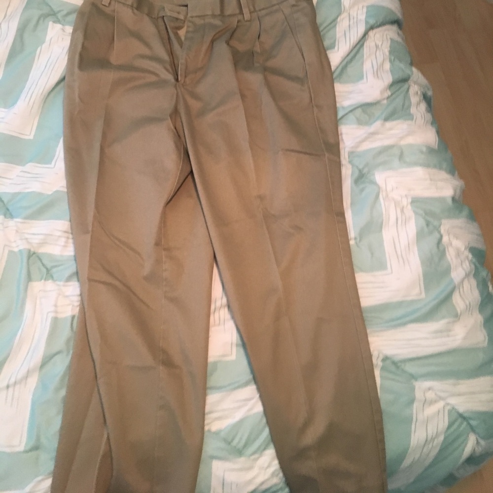 Men Docker work pants!😊