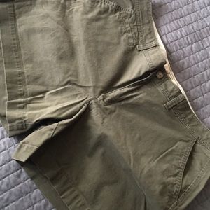 Huntergreen old navy shorts