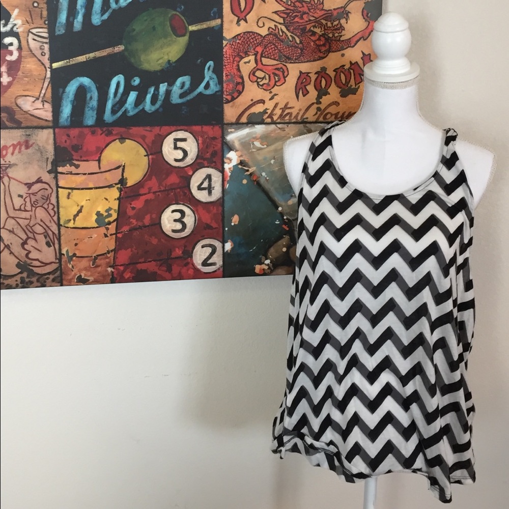 Chevron tank top