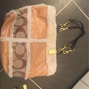 Unique coach purse with wristlet
