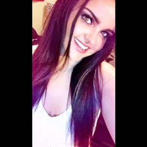 Meet your Posher, Hannah