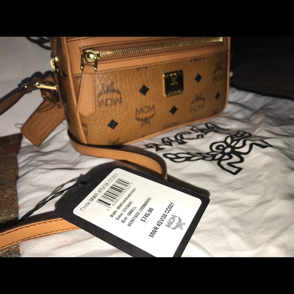 MCM Heritage Crossbod - Picture 4 of 7