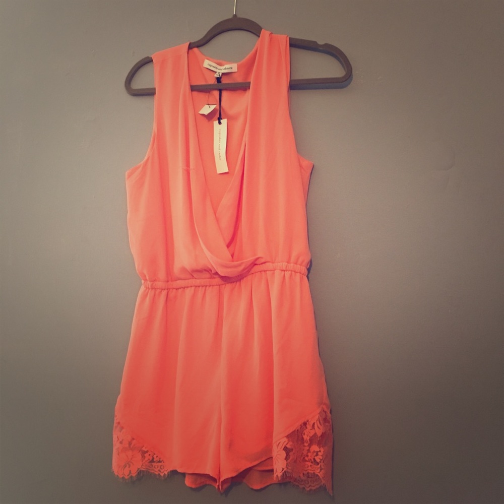 Cupcakes and cashmere romper in papaya punch 🌸🌺