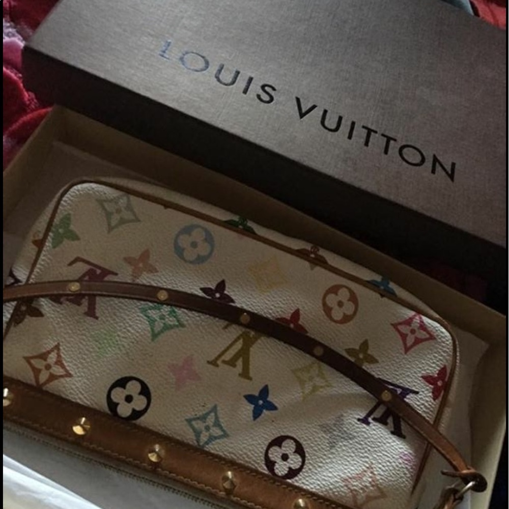 Lv hand bag