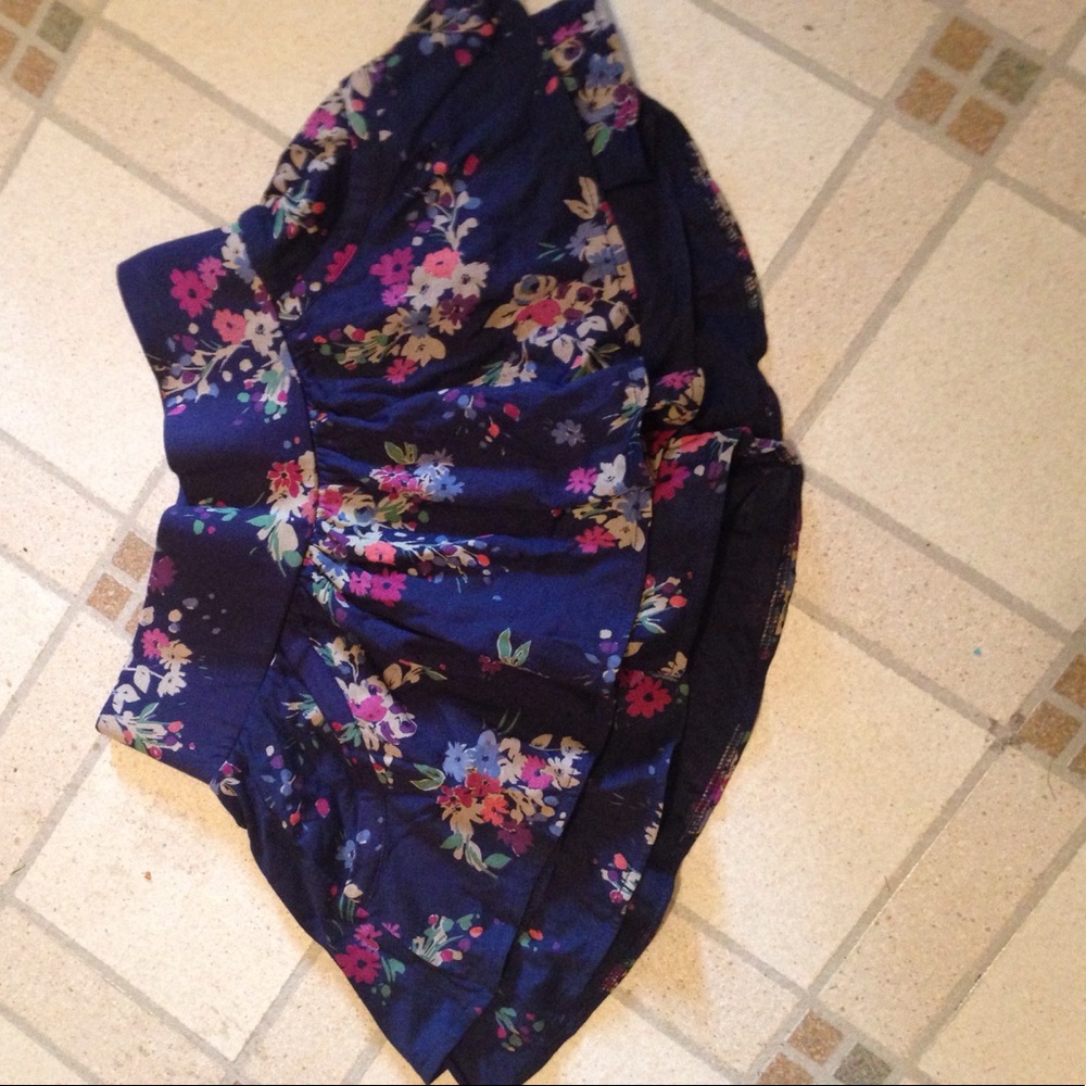 Express floral flowy shorts