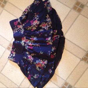 Express floral flowy shorts