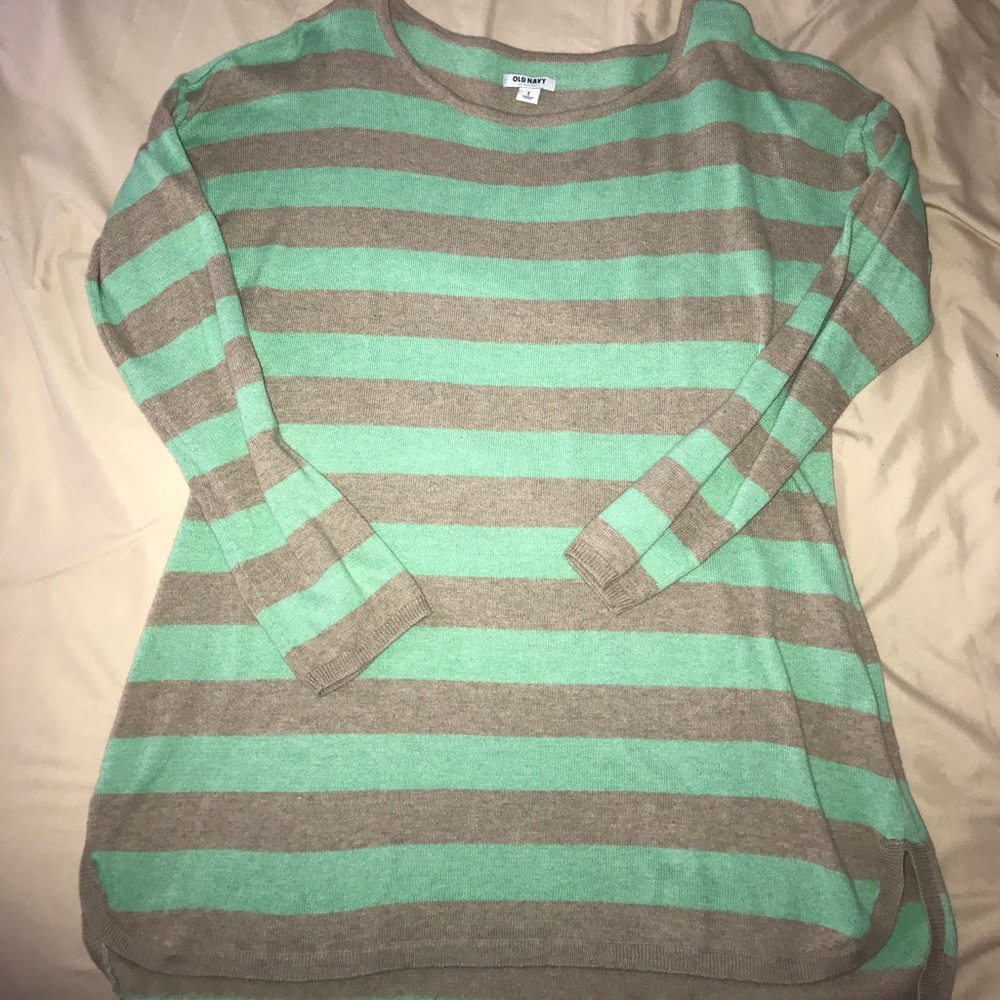 Long sleeve sweater
