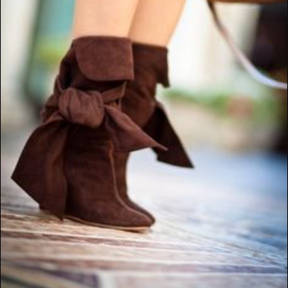Chloe Shoes - 100% AUTH Chloe wedge wrap boots LOWEST no offers