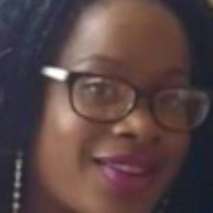 Meet your Posher, Latisha