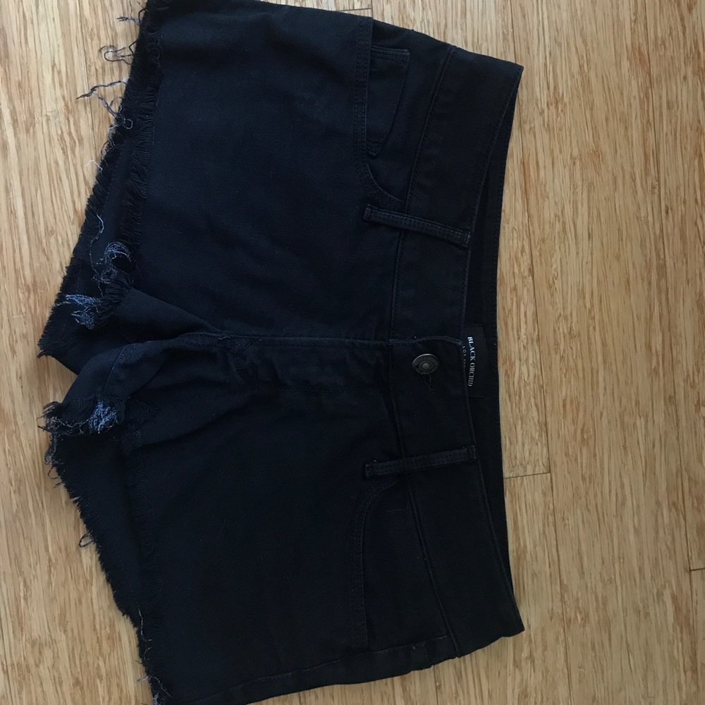 Black Orchid cut off black denim shorts!