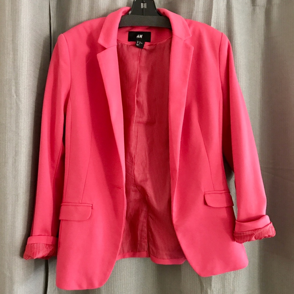 Perfectly pink H&M blazer.