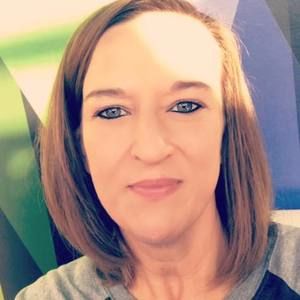 Meet your Posher, Dena