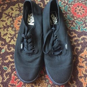 All black Vans