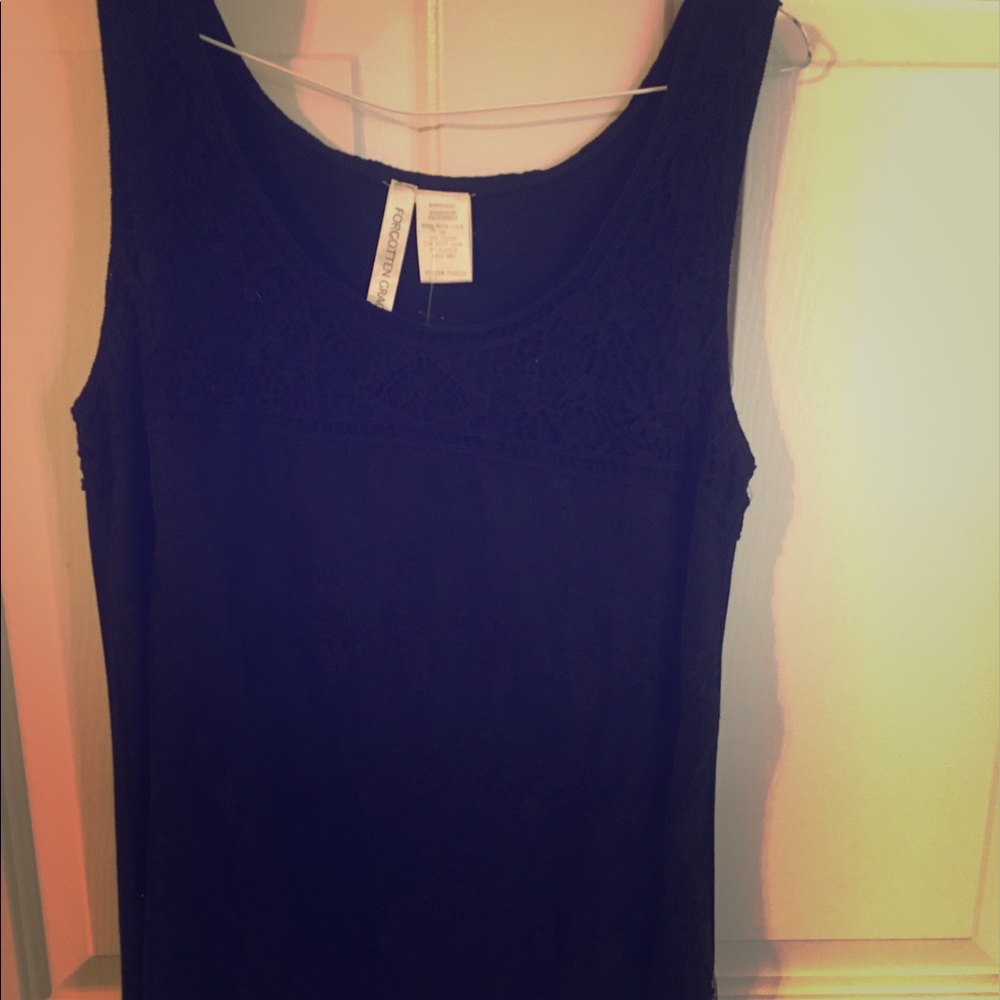 Black lace tank