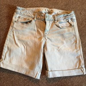 American Eagle Shorts Size 12