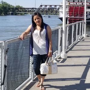 Meet your Posher, Miriam