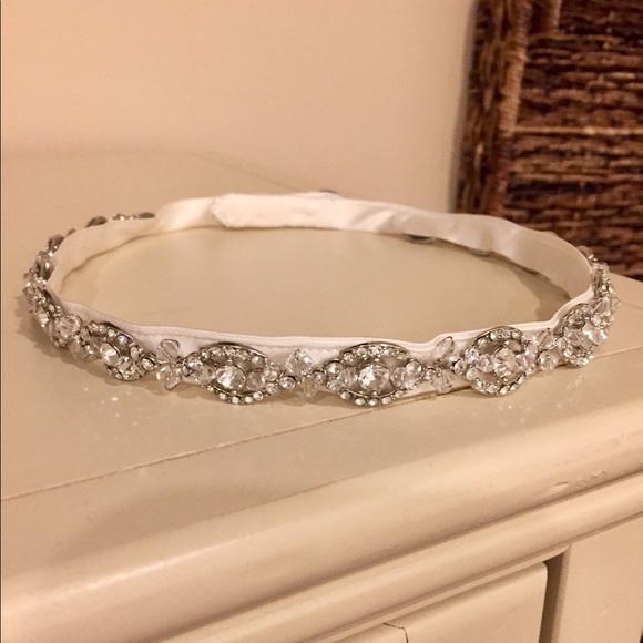 Crystal headband main image 4