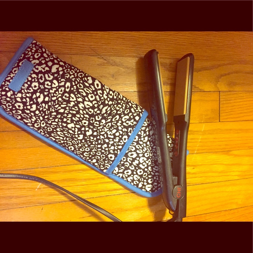 Vera Bradley hair straightener holder
