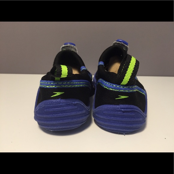 Kids Speedo Water Shoes - Picture 6 of 8