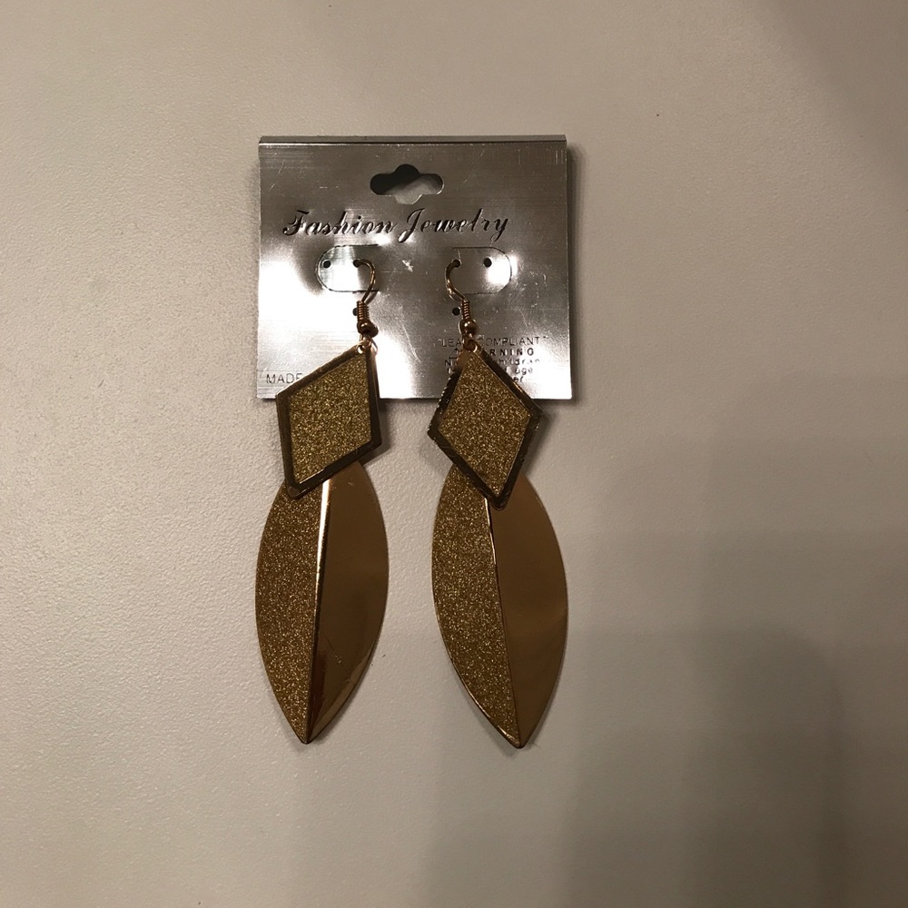 Gold earrings