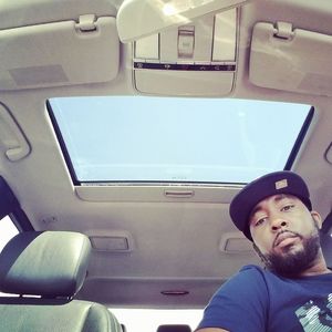 Meet your Posher, Victor