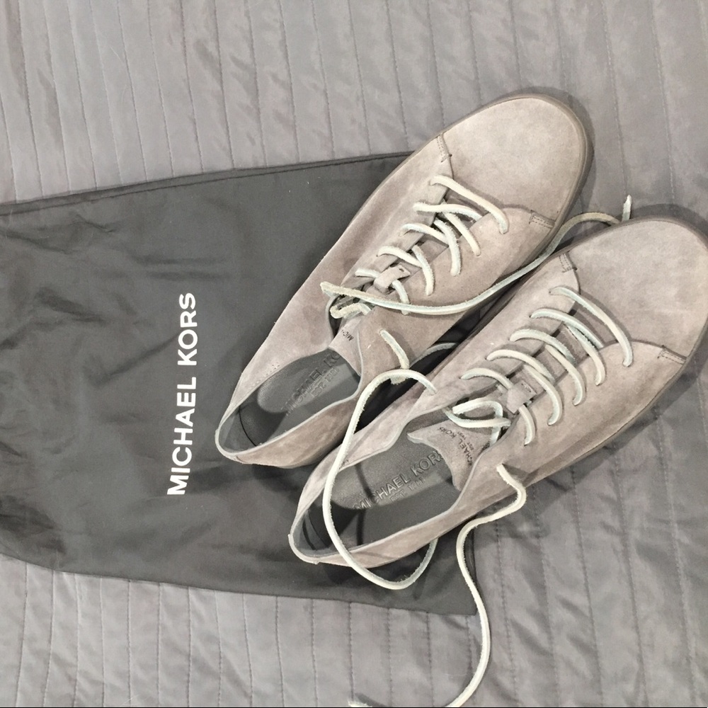 Michael kors suede leather size 9 New- never worn - Picture 2 of 7