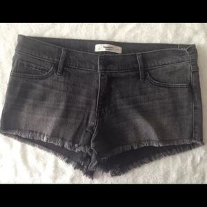 NWT A&F size 8 low rise black shorts