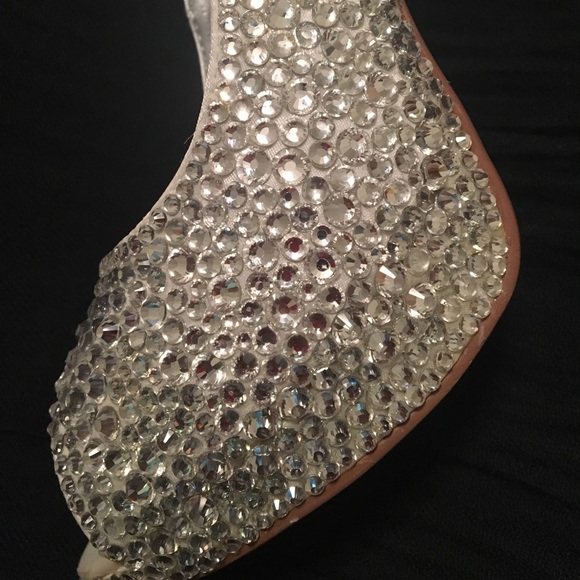 Charlie Co. London clear Rhinestone Heels - Picture 2 of 6