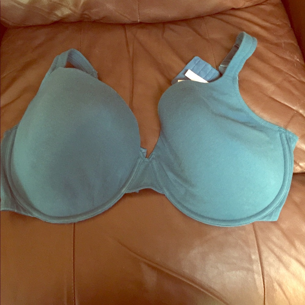 Green underwire bra