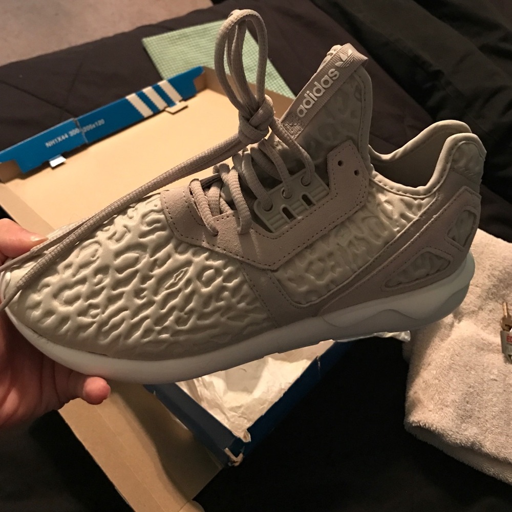 Adidas tubular