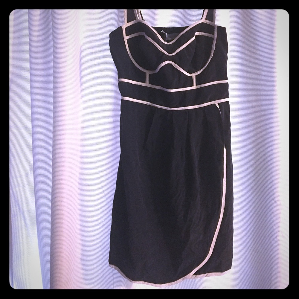 BRAND NEW ‼️ NU by Mark Anthony Silk Dress Jrs M