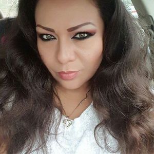 Meet your Posher, Denise