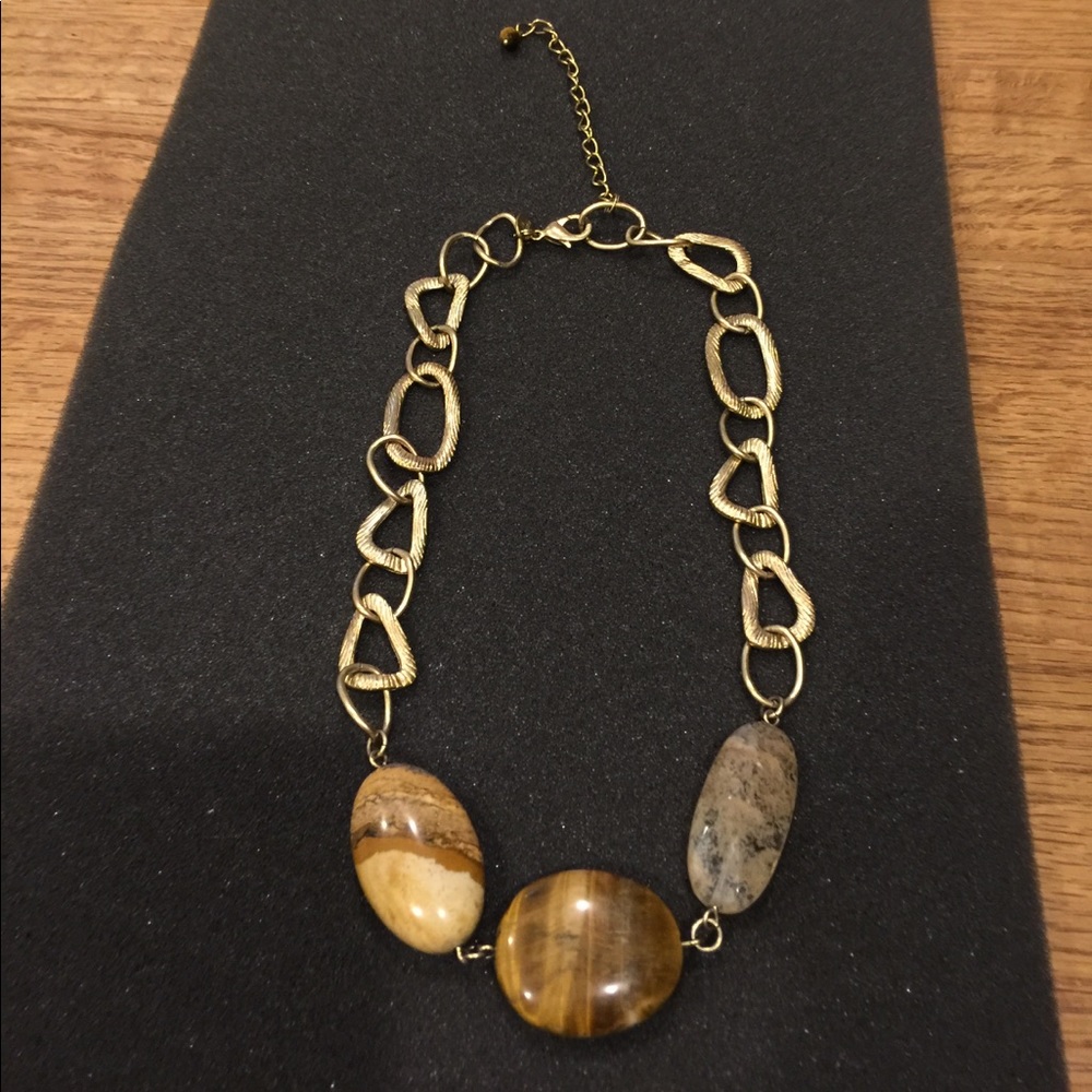 NWOT Lia Sophia Natural Stone /Gold Necklace 16-19"