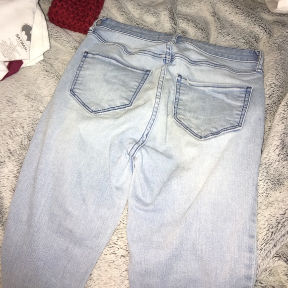 abercrombie and fitch jeans - Picture 4 of 4