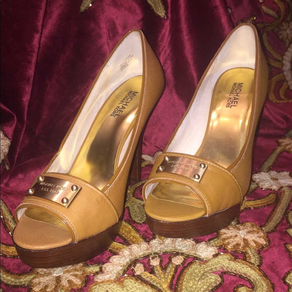 New Light Brown Michael Kors Peep-Toe Heels