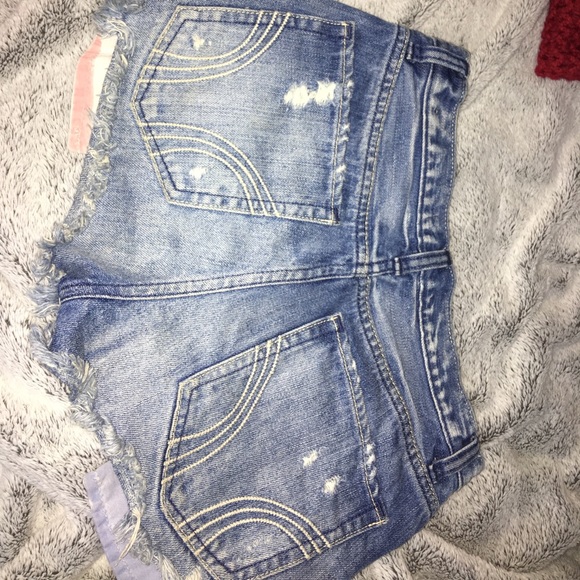 hollister shorts - Picture 3 of 3