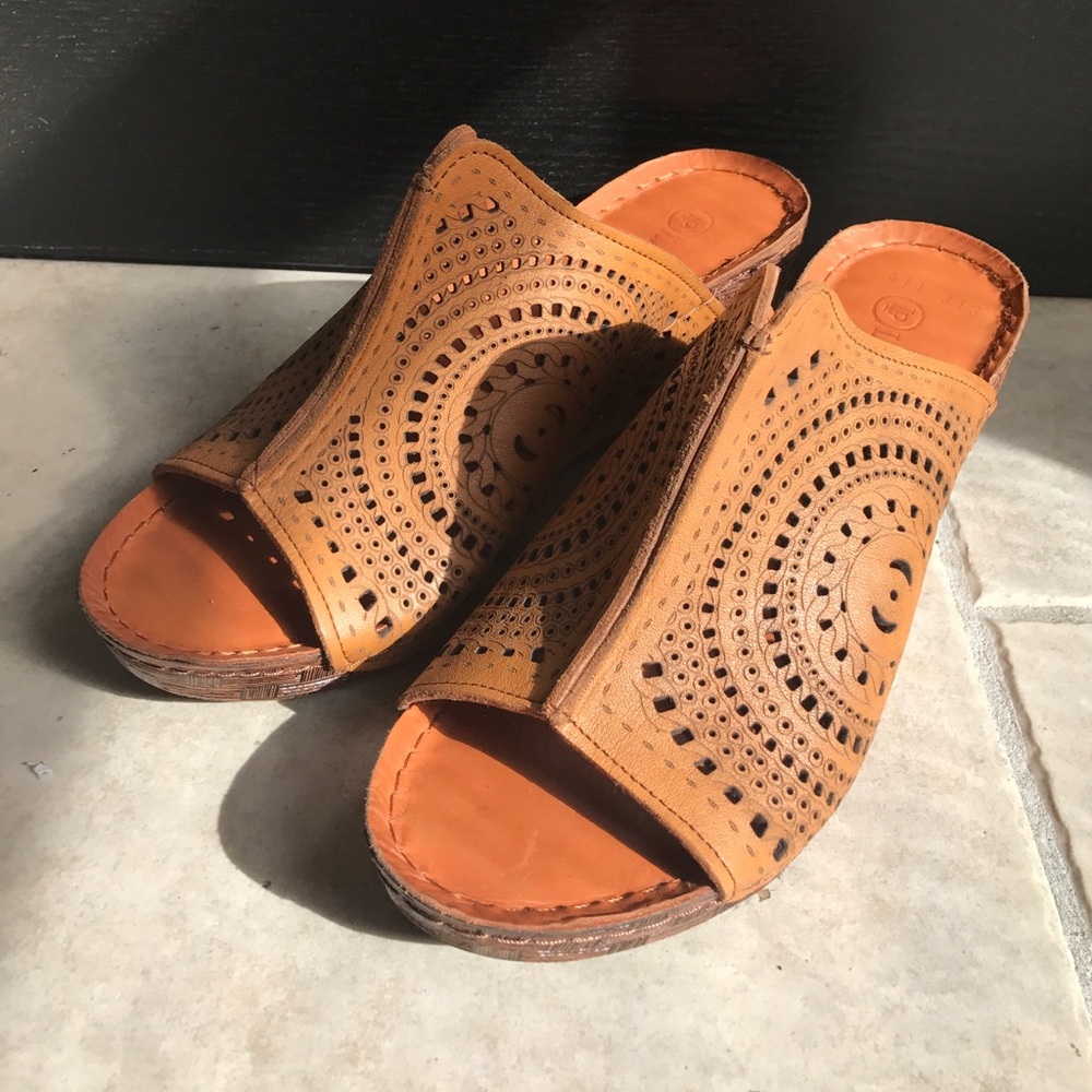 La Pinta tan leather wedges size 37