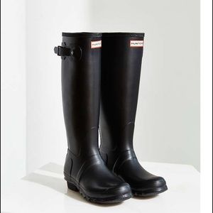 Tall Black Shinny Hunter Boots