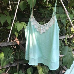 Airy mint green tank top