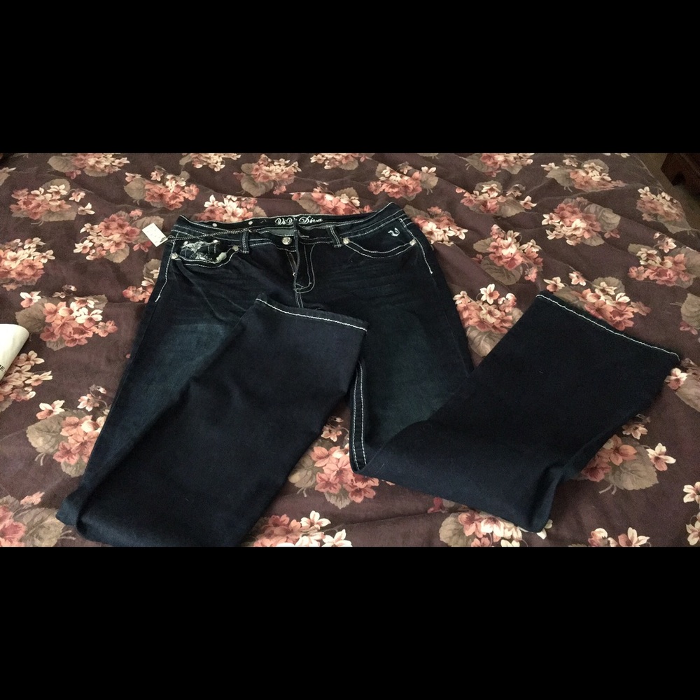 BRAND NEW VI VI DIVA JEANS SZ 14