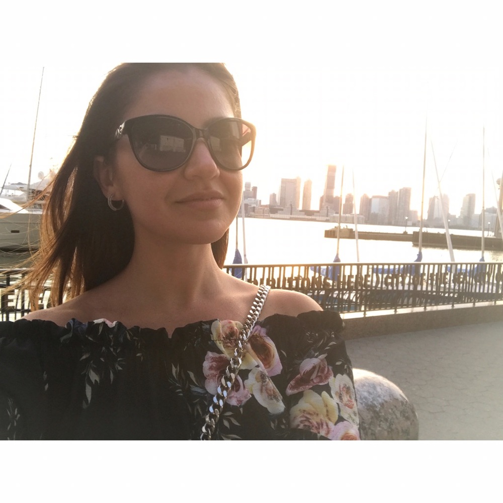 Meet your Posher, Daniela