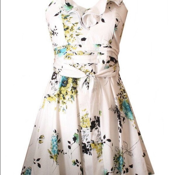 Floral Linen Summer Dress (S, M, L) - Picture 2 of 7