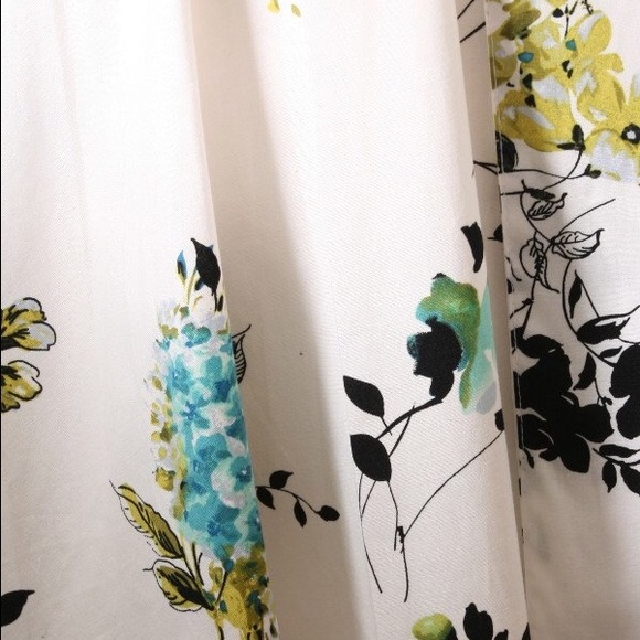 Floral Linen Summer Dress (S, M, L) - Picture 6 of 7