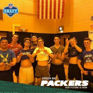 Meet your Posher, Devin