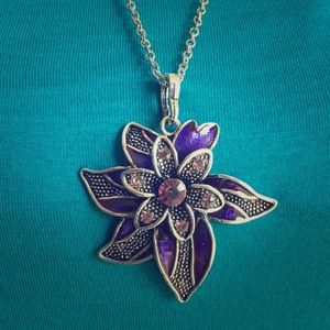 BOGO Flower pendant necklace crystal rhinestone