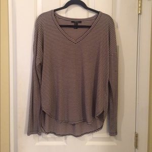 V-neck strip long sleeve top