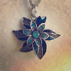 BOGO Flower pendant necklace crystal rhinestone