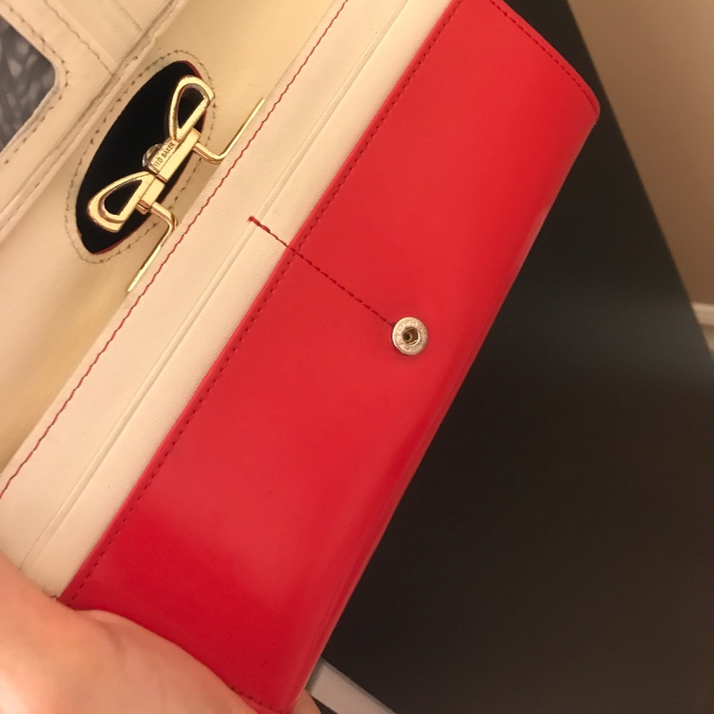 Ted baker wallet