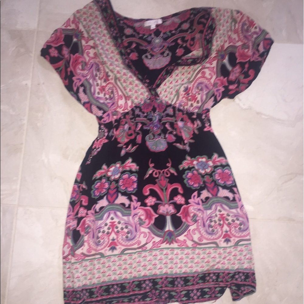 Patterned Dress - Picture 2 of 2